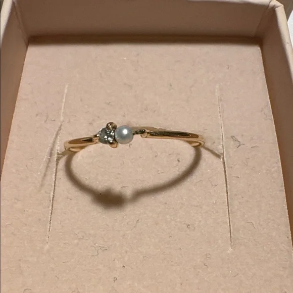 Catbird Dewdrop Ring - Picture 8 of 15